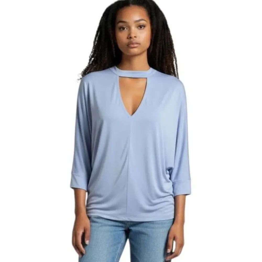 FOREVER 21 LT.BLUE/LAVENDER TOP SZ.S EUC.